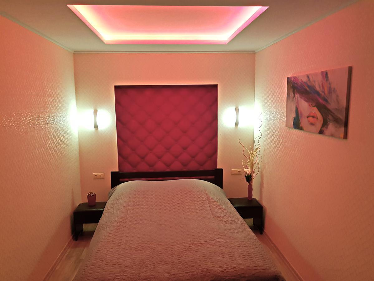 Apartlux 2 Tjernihiv Exteriör bild