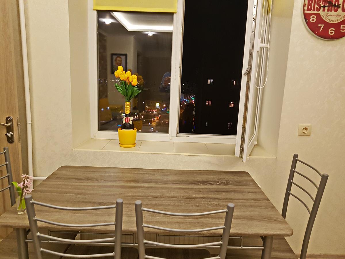 Apartlux 2 Tjernihiv Exteriör bild